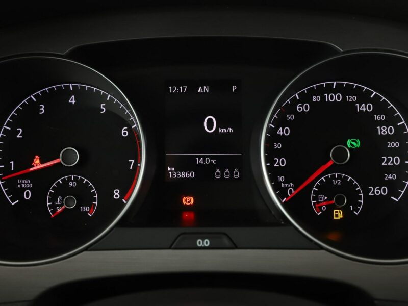 Volkswagen Golf Sportsvan DSG bi-xenon LED navi grzane fotele klima auto czujniki parkowania I (2014-)