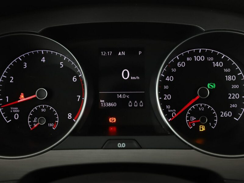 Volkswagen Golf Sportsvan DSG bi-xenon LED navi grzane fotele klima auto czujniki parkowania I (2014-)