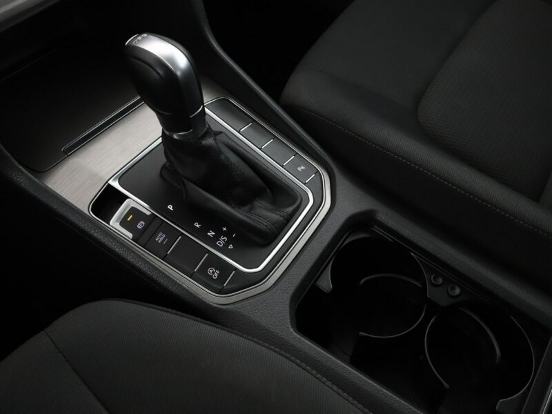 Volkswagen Golf Sportsvan DSG bi-xenon LED navi grzane fotele klima auto czujniki parkowania I (2014-)