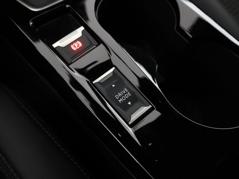 Peugeot 2008 GT Line virtual navi PDC półskóra FullLED tempomat Bluetooth II (2019-)