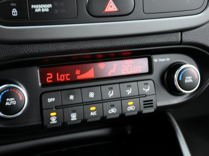Kia Carens 1.7CRDI(141KM)*96tyś.km*Led*Navi*Kamera*Grzana Kierownica*Alu17"ASO IV (2013-)