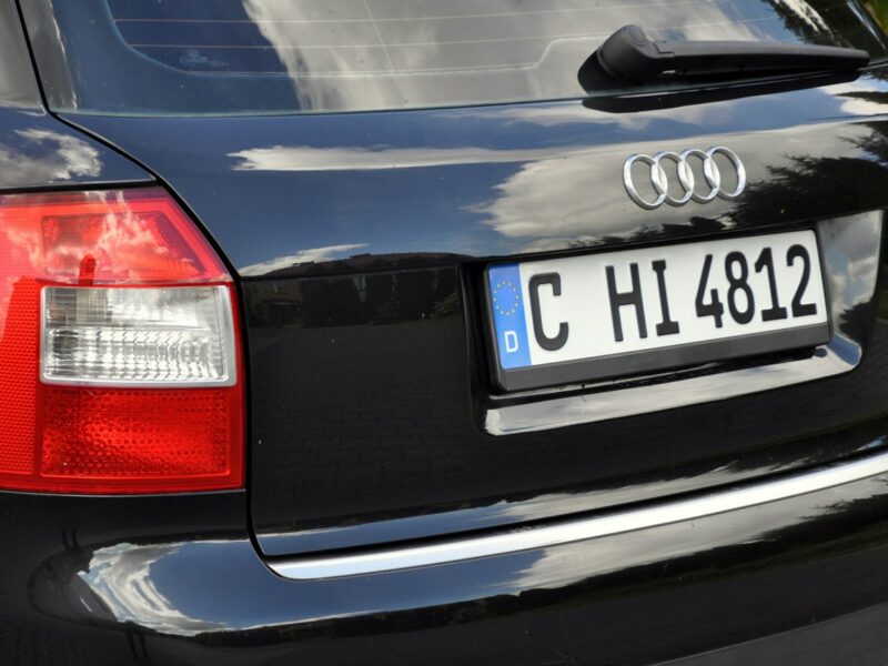 Audi A4 1.9TDi(130KM)*Bi-Xenon*Klimatronik*Welur*Reling*Szyber*Alu17"ASO Audi B6 (2000-2004)