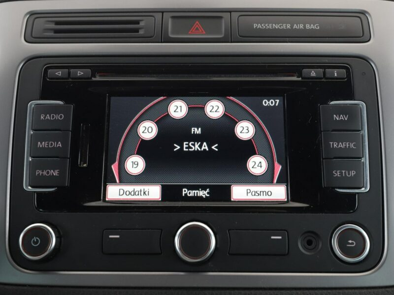 Volkswagen Tiguan 4X4 Navi Kamera cofania Hak Automatyczna klimatyzacja Podgrzewane fote I (2007-2016)