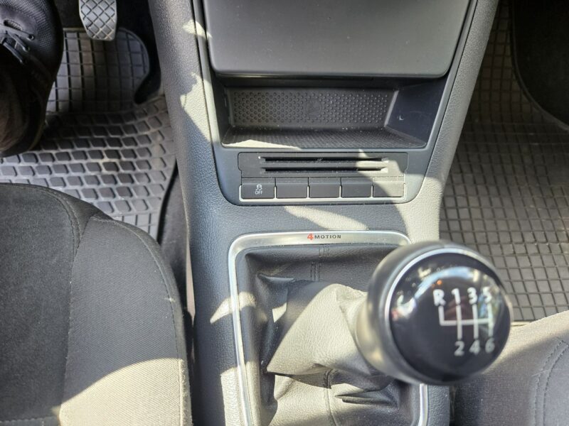 Volkswagen Tiguan Panorama dach / Podgrzewane fotele / Klima / Tempomat I (2007-2016)
