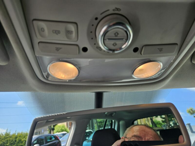 Volkswagen Tiguan Panorama dach / Podgrzewane fotele / Klima / Tempomat I (2007-2016)