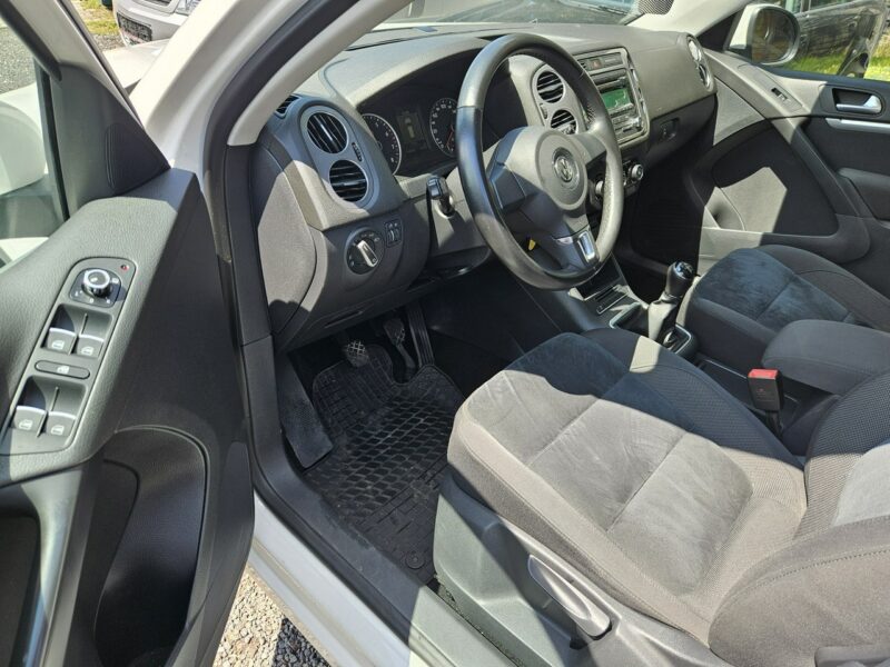 Volkswagen Tiguan Panorama dach / Podgrzewane fotele / Klima / Tempomat I (2007-2016)