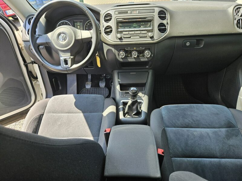Volkswagen Tiguan Panorama dach / Podgrzewane fotele / Klima / Tempomat I (2007-2016)