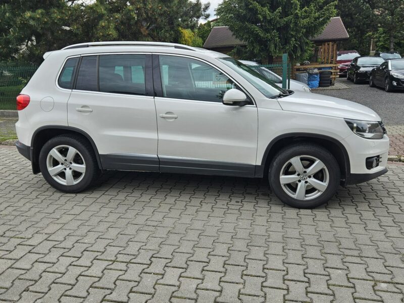 Volkswagen Tiguan Panorama dach / Podgrzewane fotele / Klima / Tempomat I (2007-2016)