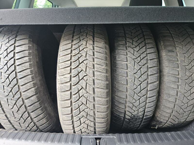 Volkswagen Tiguan Panorama dach / Podgrzewane fotele / Klima / Tempomat I (2007-2016)