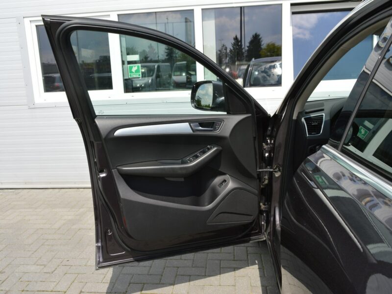 Audi Q5 2.0 TDI Qattro Automat Serwis Bi-Xenon LED Navi Skóra Pierwsza ręka 8R (2008-)
