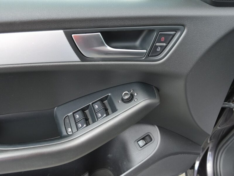 Audi Q5 2.0 TDI Qattro Automat Serwis Bi-Xenon LED Navi Skóra Pierwsza ręka 8R (2008-)