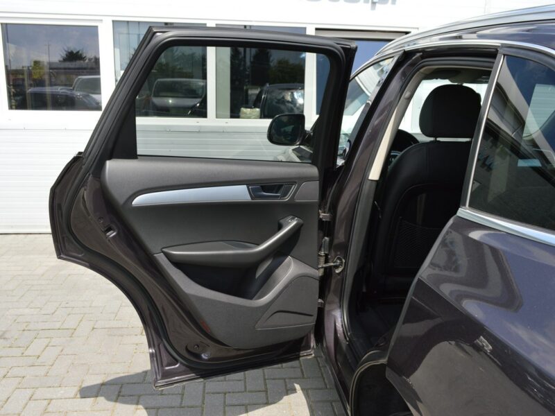 Audi Q5 2.0 TDI Qattro Automat Serwis Bi-Xenon LED Navi Skóra Pierwsza ręka 8R (2008-)