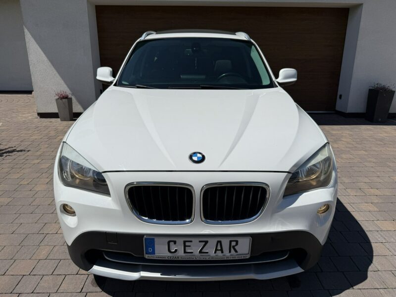 BMW X1 2.0 XDrive 177KM automat kamera navi panorama bezwypadkowa z Niemiec I (E84) (2009-2015)