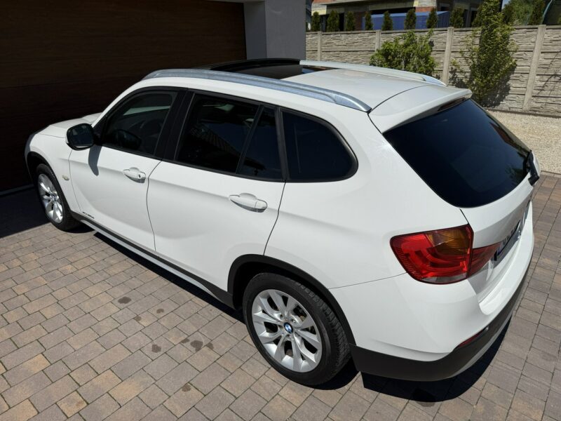 BMW X1 2.0 XDrive 177KM automat kamera navi panorama bezwypadkowa z Niemiec I (E84) (2009-2015)