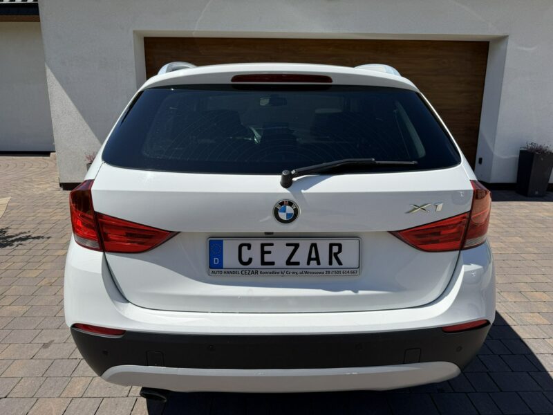 BMW X1 2.0 XDrive 177KM automat kamera navi panorama bezwypadkowa z Niemiec I (E84) (2009-2015)