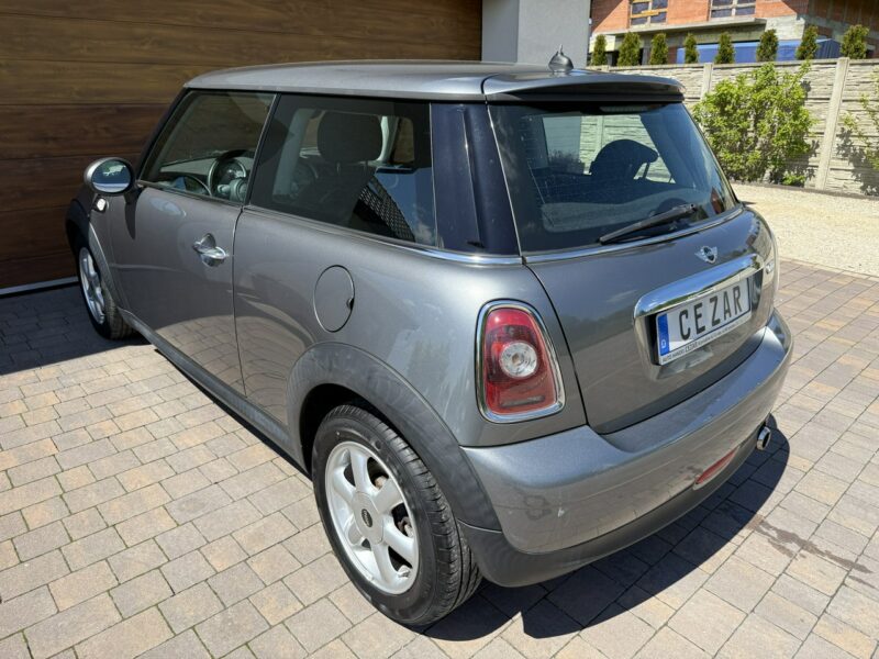 Mini ONE 09r. 1.4 benzyna bezwypadkowy klimatronik zadbany II (2006-)