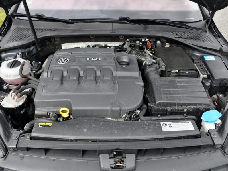Volkswagen Golf 1.6TDI(110KM)*Alstar*Xenon*Led*Duża Navi*Welur*Chrom*I Wł*Alu16"ASO VW VII (2012-)