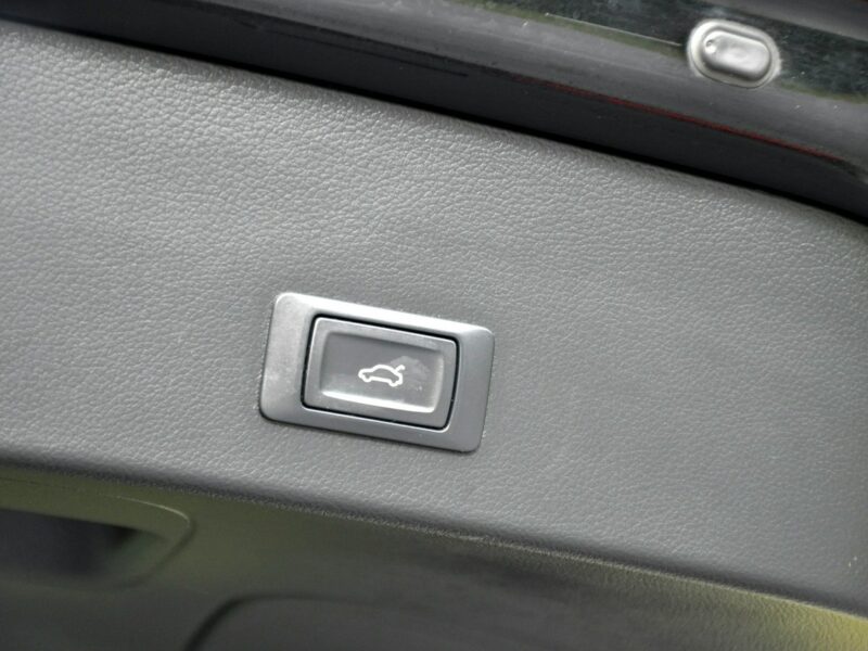 Audi A6 2.0T(180KM)*S-Line*Bi-Xenon*Led*Navi MMI*Skóry*El.Klapa*Bose*Alu19"ASO C7 (2011-)