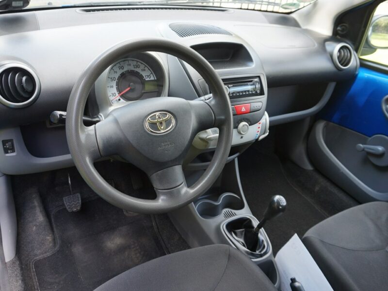 Toyota Aygo Super auto . Gwarancja I (2005-2014)