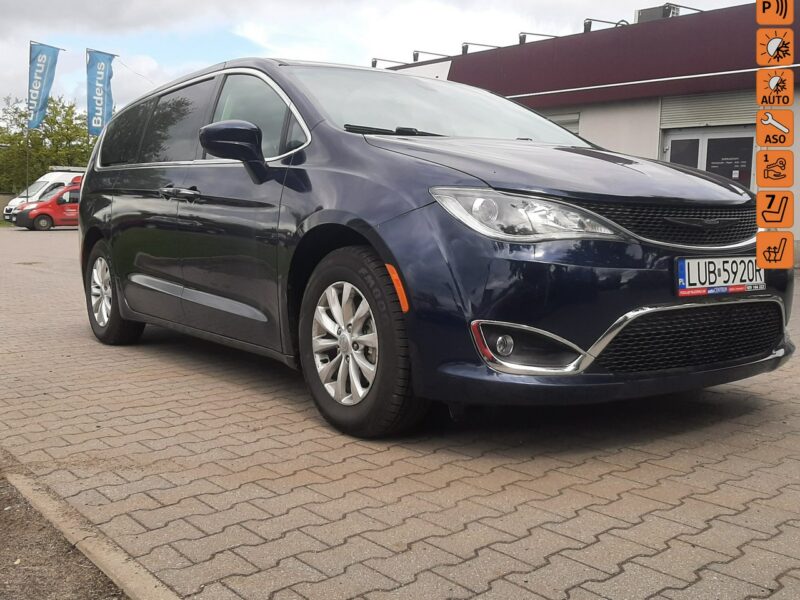Chrysler Pacifica 3,6b 291KM super stan i wygląd
