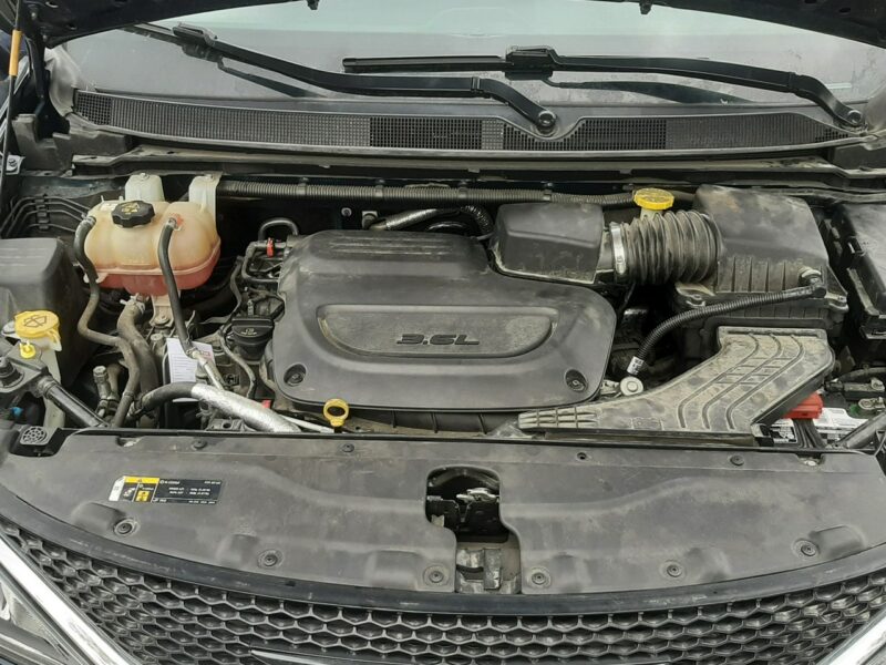 Chrysler Pacifica 3,6b 291KM super stan i wygląd