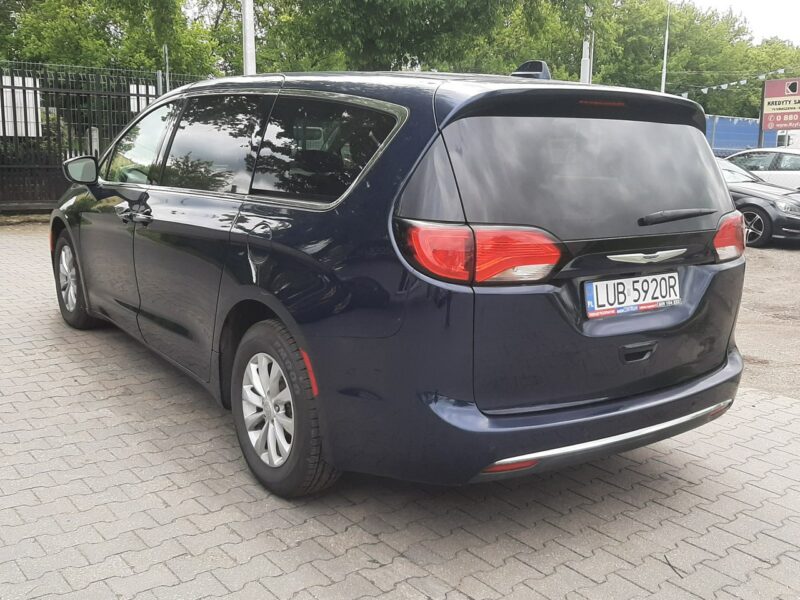 Chrysler Pacifica 3,6b 291KM super stan i wygląd