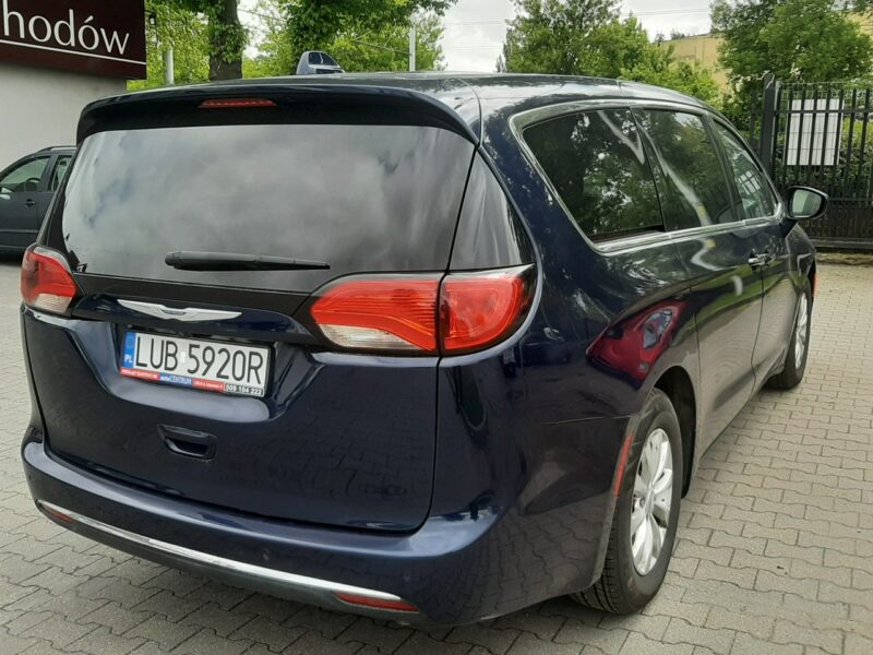 Chrysler Pacifica 3,6b 291KM super stan i wygląd