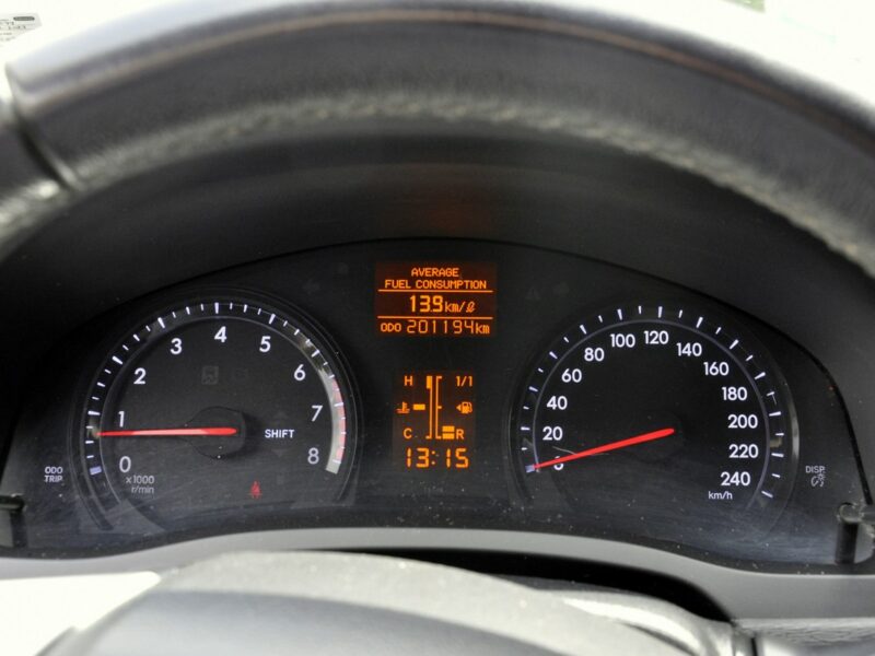Toyota Avensis 1,8VVTi 147KM SolPlus/Navi/Alkantara/Alufelgi/Kamera/Ledy/PółSkóry III (2009-)