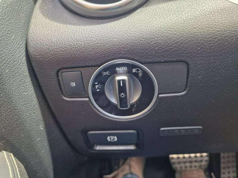 Mercedes SLC 180 SLC 300 2.0 Benzyna 245 KM, Kamera, Bluetooth, Designio, Alu, LED
