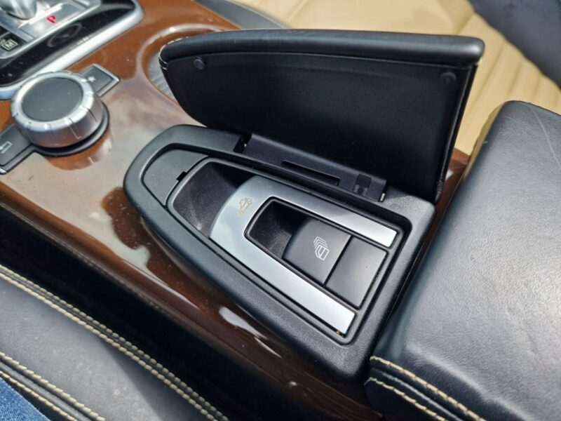 Mercedes SLC 180 SLC 300 2.0 Benzyna 245 KM, Kamera, Bluetooth, Designio, Alu, LED