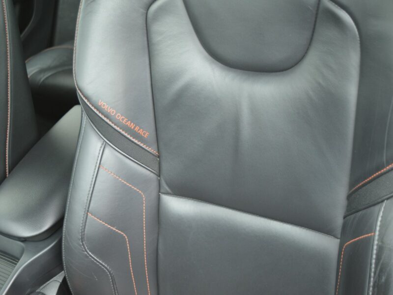 Volvo V40 1.6 D2 OCEAN RACE Serwis Navi Skóra Bluetooth 166000 km. II (2012-)