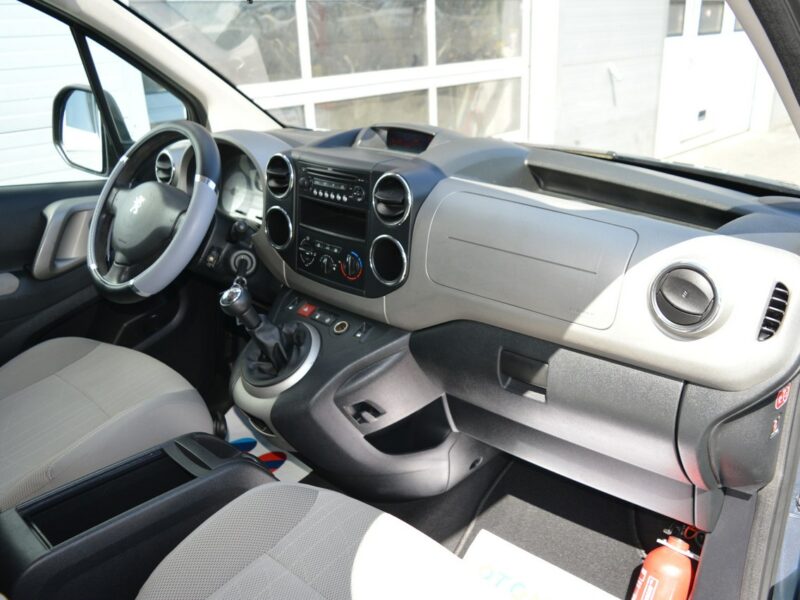 Peugeot Partner 1.6 HDI Tepee 2xBoczne drzwi przesuwne Klimatyzacja II (2008-)