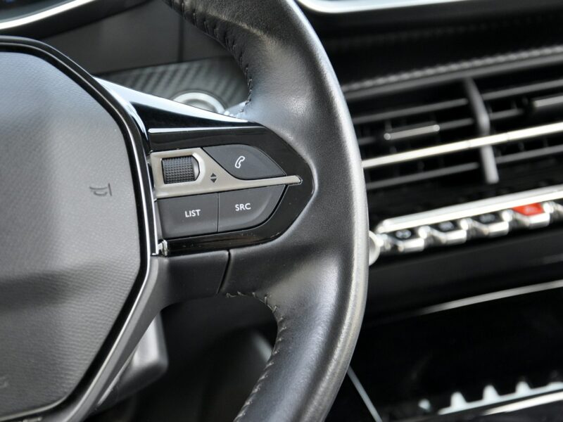 Peugeot 2008 1,5HDi 102KM i-Cockpit3D/FullLed/SerwisASO/Navi/Alu/AndroidAuto/PDC II (2019-)