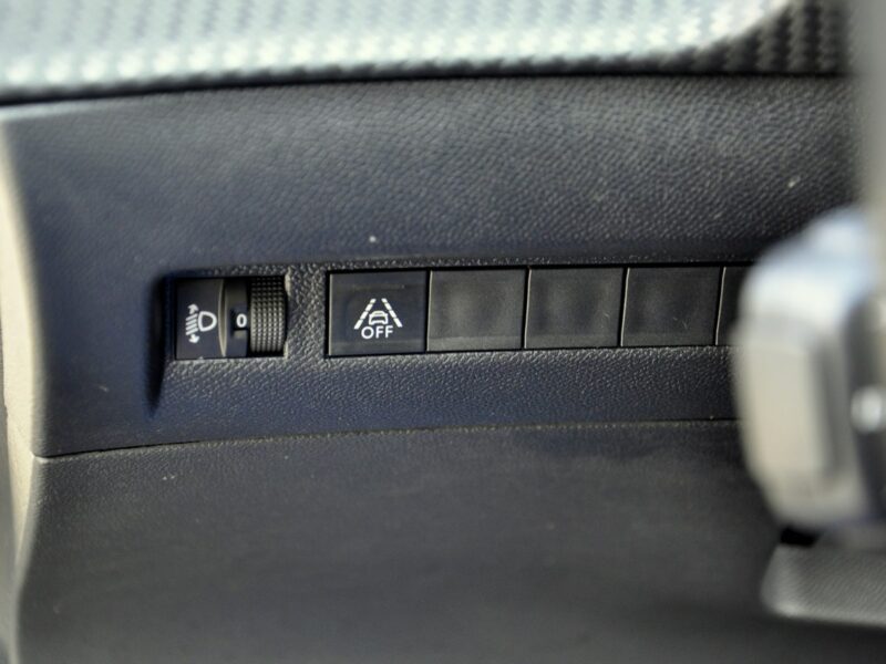 Peugeot 2008 1,5HDi 102KM i-Cockpit3D/FullLed/SerwisASO/Navi/Alu/AndroidAuto/PDC II (2019-)