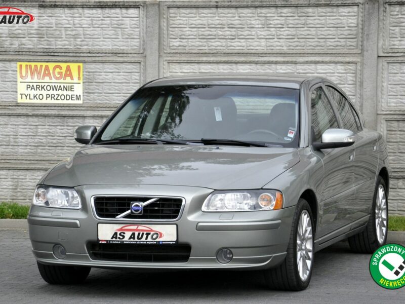 Volvo S60 2,4i 140KM/Momentum/Skóry/Pod.fotele/Alufelgi/Xenony/Serwis/Tempomat I (2000-2010)