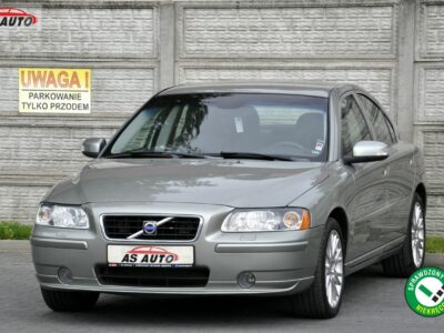 Volvo S60 2,4i 140KM/Momentum/Skóry/Pod.fotele/Alufelgi/Xenony/Serwis/Tempomat I (2000-2010)