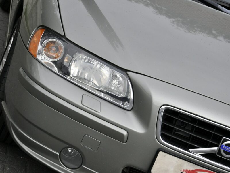 Volvo S60 2,4i 140KM/Momentum/Skóry/Pod.fotele/Alufelgi/Xenony/Serwis/Tempomat I (2000-2010)