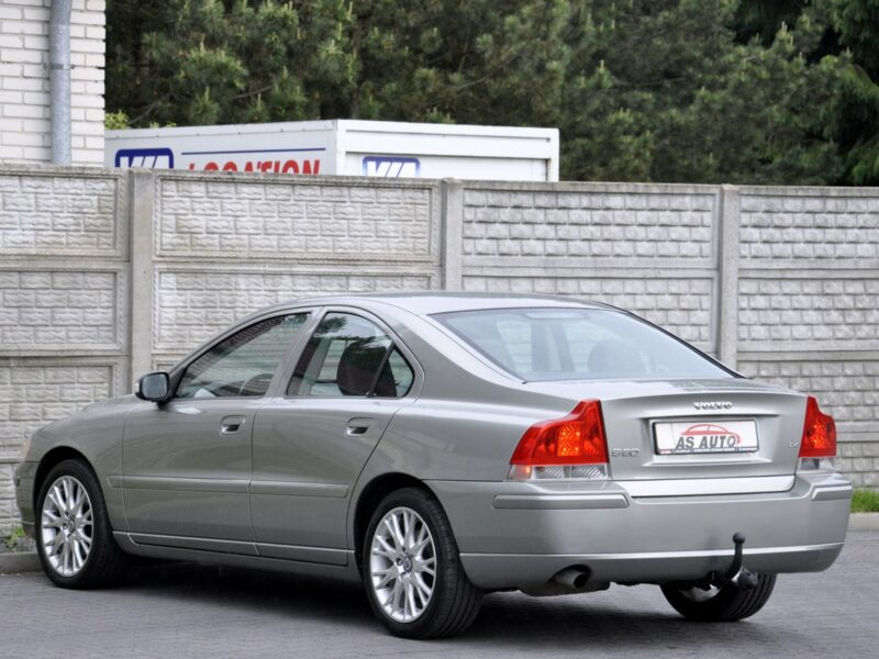 Volvo S60 2,4i 140KM/Momentum/Skóry/Pod.fotele/Alufelgi/Xenony/Serwis/Tempomat I (2000-2010)