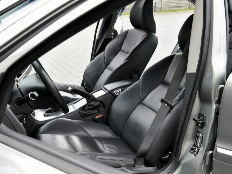 Volvo S60 2,4i 140KM/Momentum/Skóry/Pod.fotele/Alufelgi/Xenony/Serwis/Tempomat I (2000-2010)