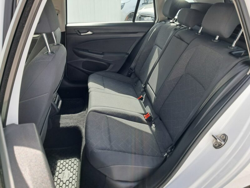 Volkswagen Golf VIII (2020-)