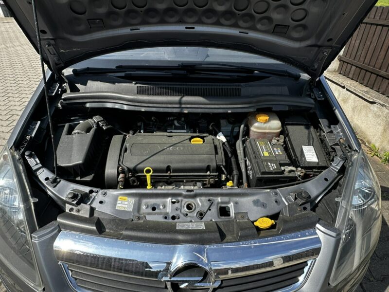 Opel Zafira 1,8 140PS zarejestrowana 172 tyś km 7 osób B (2005-2011)