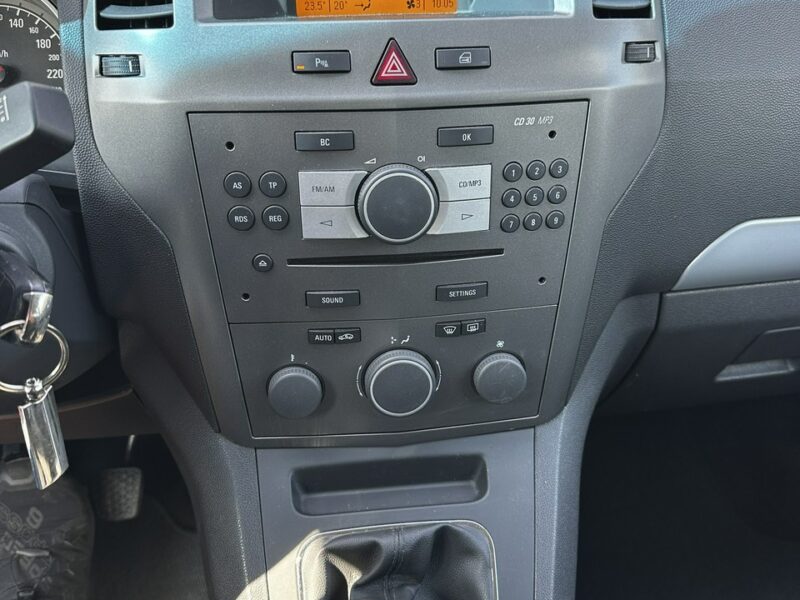 Opel Zafira 1,8 140PS zarejestrowana 172 tyś km 7 osób B (2005-2011)