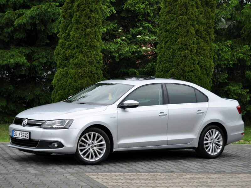 Volkswagen Jetta 1.4T(150KM)*Hybrid*Led*Bi-Xenon*Navi*Kamera*Skóry*El.Fotel*Alu17"Full A6 (2010-)
