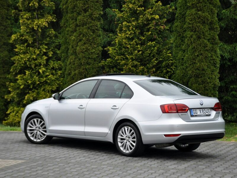 Volkswagen Jetta 1.4T(150KM)*Hybrid*Led*Bi-Xenon*Navi*Kamera*Skóry*El.Fotel*Alu17"Full A6 (2010-)