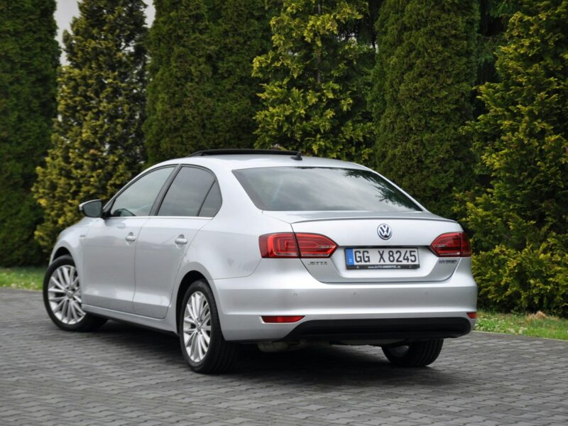 Volkswagen Jetta 1.4T(150KM)*Hybrid*Led*Bi-Xenon*Navi*Kamera*Skóry*El.Fotel*Alu17"Full A6 (2010-)