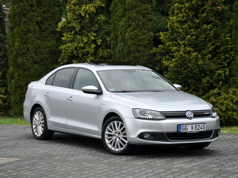 Volkswagen Jetta 1.4T(150KM)*Hybrid*Led*Bi-Xenon*Navi*Kamera*Skóry*El.Fotel*Alu17"Full A6 (2010-)