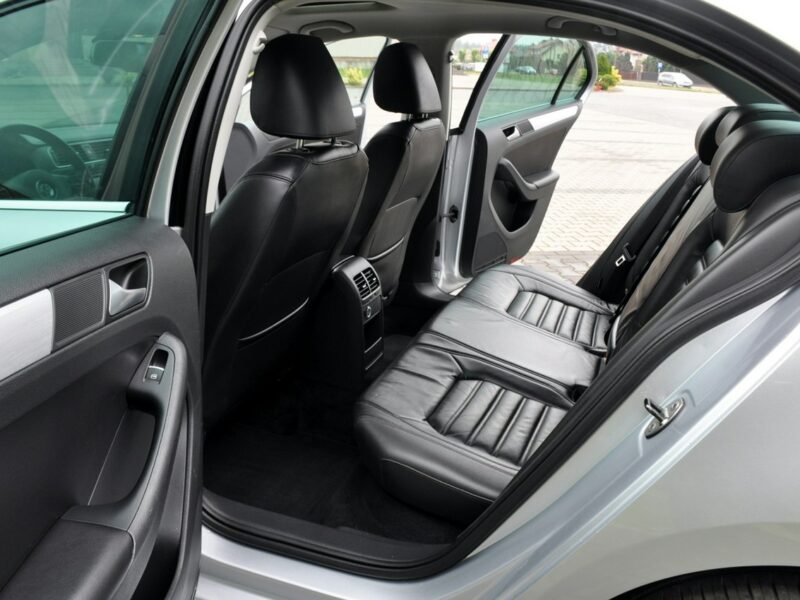 Volkswagen Jetta 1.4T(150KM)*Hybrid*Led*Bi-Xenon*Navi*Kamera*Skóry*El.Fotel*Alu17"Full A6 (2010-)