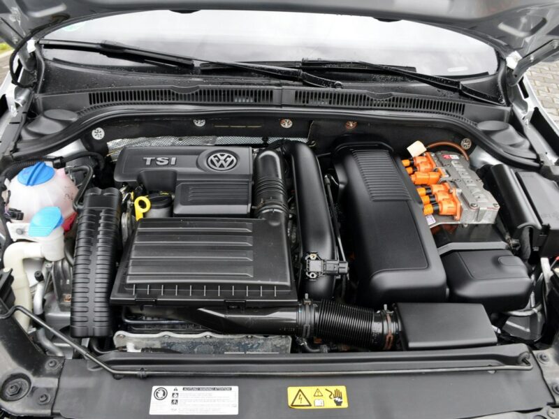 Volkswagen Jetta 1.4T(150KM)*Hybrid*Led*Bi-Xenon*Navi*Kamera*Skóry*El.Fotel*Alu17"Full A6 (2010-)