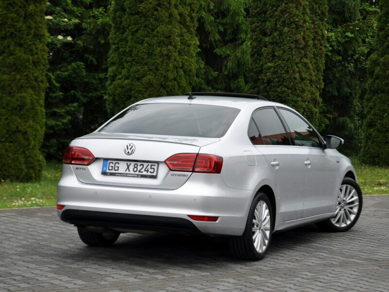 Volkswagen Jetta 1.4T(150KM)*Hybrid*Led*Bi-Xenon*Navi*Kamera*Skóry*El.Fotel*Alu17"Full A6 (2010-)