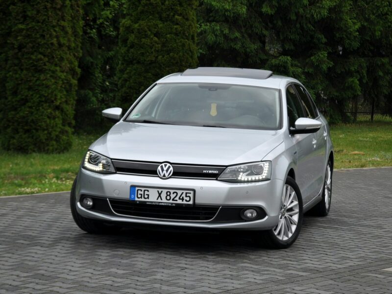 Volkswagen Jetta 1.4T(150KM)*Hybrid*Led*Bi-Xenon*Navi*Kamera*Skóry*El.Fotel*Alu17"Full A6 (2010-)